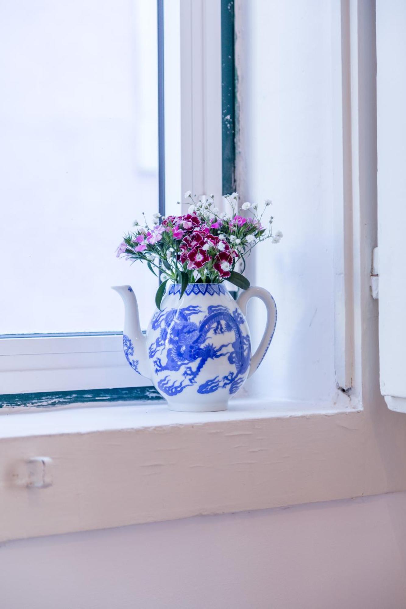 Spacious, Bright And Sunny Apartment, By Timecooler Лиссабон Экстерьер фото